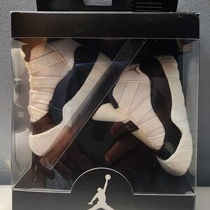 JORDAN 11 CRIB BOOTIE GRATITUDE FREE BABY GIFT